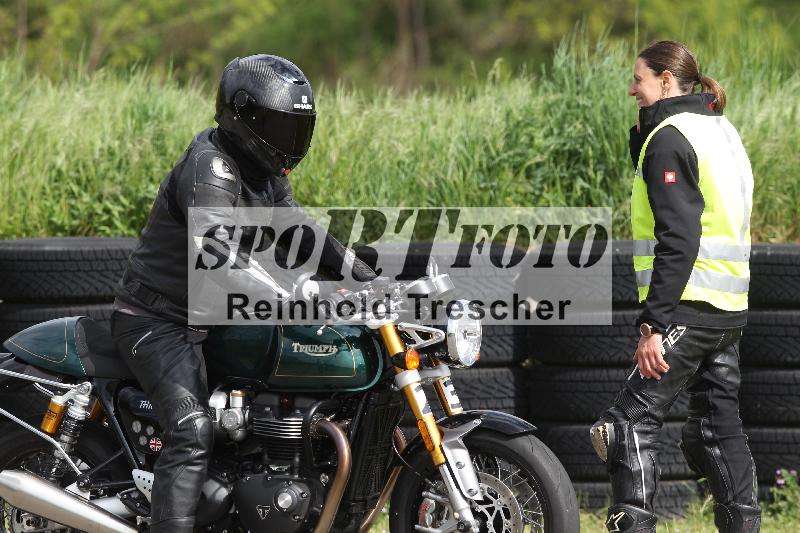 Archiv-2025/10 23.04.2025 Cornu Master School ADR/gruen-vert/23